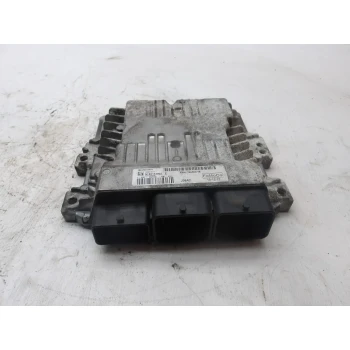 RAČUNALNIK MOTORJA Ford C-Max 2011 1.6 TDCI 115 DPF M6 av61-12a650-ye