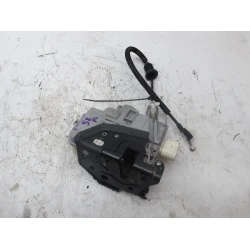 ZAKLEP SP LEVA Volkswagen Passat 2012 2.0 TDI VARIANT AUT. 3c1837015a