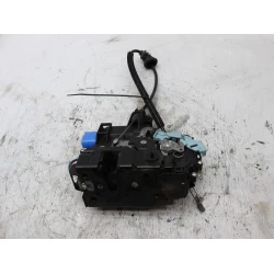 ZAKLEP  ZADAJ DESNA Škoda Octavia 2012 1.6 TDI COMBI 7l0839016d