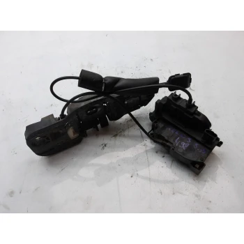 ZAKLEP  SPREDAJ DESNA Renault SCENIC 2010 III. 1.6 16V