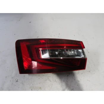 FARO POSTERIORE SINISTRO Škoda Superb 2017 COMBI 2.0 TDI 3V9945207