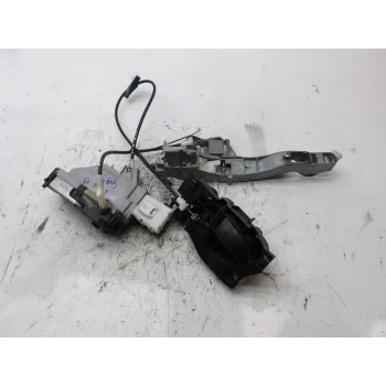ZAKLEP  ZADAJ DESNA Peugeot 308 2008 1.6 16V