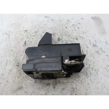 ZAKLEP  SPREDAJ DESNA Dacia DUSTER 2019 1.6 16V 4X4 805024778R