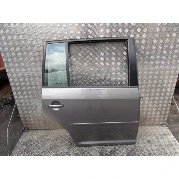 GOLA VRATA ZADAJ DESNA Volkswagen Touran 2008 