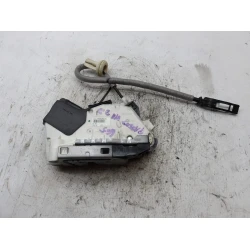ZAKLEP  ZADAJ DESNA Volkswagen Passat 2016 2.0 TDI 5e0839016c