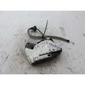 CHIUSURA SERRATURA PORTA ANTERIORE DESTRA Volkswagen Passat 2016 2.0 TDI 5e1837016c
