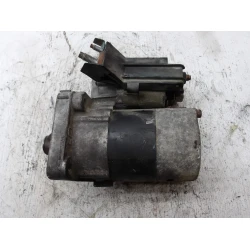 ZAGANJALNIK Renault CLIO II 2001 1.4 16V 8200082782