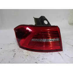 TAIL LIGHT LEFT Volkswagen Passat 2017 1.4 TSI AUT. VARIANT 3G9945207J