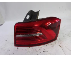 STOP LUČ DESNA Volkswagen Passat 2017 1.4 TSI AUT. VARIANT 369945208j