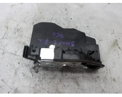 ZAKLEP  ZADAJ LEVA BMW 3 2014 318 D 51227229459