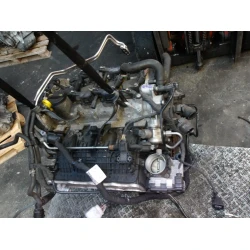 ENGINE COMPLETE Volkswagen Passat 2017 1.4 TSI AUT. VARIANT CZE 04E100034F