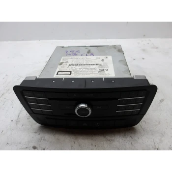 RADIO Mercedes-Benz CLA 2015 180D AUT. 2013dj7663