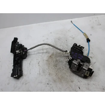 DOOR LOCK REAR RIGHT Mercedes-Benz CLA 2015 180D AUT. A2047302835