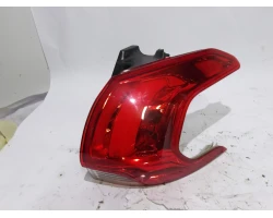TAIL LIGHT RIGHT Peugeot 2008 2015 1.6 16V 9678074380