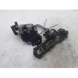 DOOR LOCK FRONT RIGHT Mercedes-Benz CLA 2015 180D AUT. A1667200435
