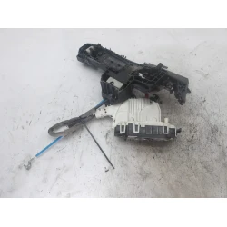 DOOR LOCK REAR LEFT Mercedes-Benz CLA 2015 180D AUT. A2047302735 DOOR LOCK REAR LEFT Mercedes-Benz CLA 2015 180D AUT. A2047302735