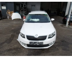 CAR FOR PARTS Škoda Octavia 2015 1.6 TDI COMBI