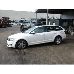 CAR FOR PARTS Škoda Octavia 2015 1.6 TDI COMBI