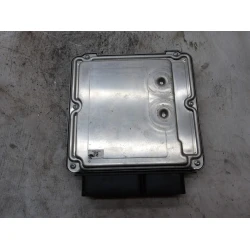 ENGINE CONTROL UNIT Škoda Octavia 2015 1.6 TDI COMBI 04L907309B
