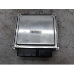 ENGINE CONTROL UNIT Škoda Octavia 2019 1.6 TDI COMBI 04l907445g