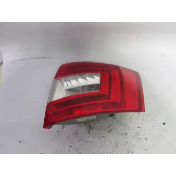 TAIL LIGHT RIGHT Škoda Octavia 2015 1.6 TDI COMBI 5E9945112
