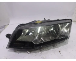HEADLIGHT LEFT Škoda Octavia 2015 1.6 TDI COMBI 5e1941015