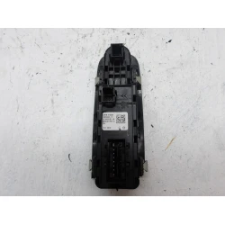 STIKALO STEKLA Peugeot RIFTER 2020 1.5 HDI 96788281zd
