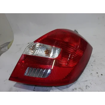TAIL LIGHT RIGHT Škoda Fabia 2012 1.2 TSI 5J6945112