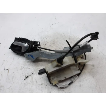 ZAKLEP SP LEVA Peugeot 2008 2018 1.2 9812500880