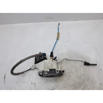 DOOR LOCK FRONT LEFT Mercedes-Benz CLA 2015 180D AUT. a0997201901