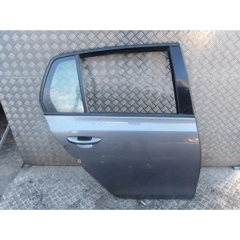 GOLA VRATA ZADAJ DESNA Volkswagen Golf 2013 VI. 1.6 TDI 5K6833056K