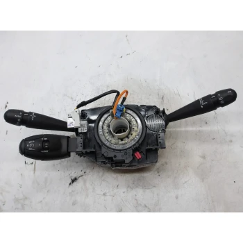 COLUMN SWITCH Peugeot 2008 2018 1.2 98081769zd