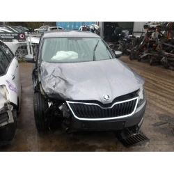 AVTO ZA DELE Škoda RAPID 2012 1.6 TDI AVTO ZA DELE Škoda RAPID 2012 1.6 TDI