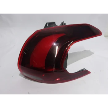 TAIL LIGHT RIGHT Peugeot 2008 2018 1.2 9814745980