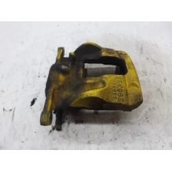 PINZA FRENO ANTERIORE DESTRA Mercedes-Benz CLA 2015 180D AUT. a24638