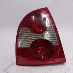 TAIL LIGHT LEFT Volkswagen Passat 2003 1.9 TDI