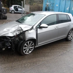 AVTO ZA DELE Volkswagen Golf 2013 VII 1.4 TSI