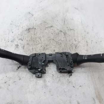 DEVIOLUCI Nissan Note 2014 1.2 255601KK0C
