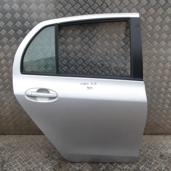GOLA VRATA ZADAJ DESNA Toyota Yaris 2007 1.3 670030D110