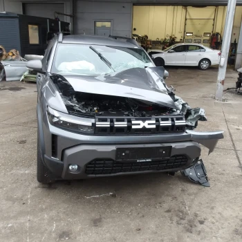 AVTO ZA DELE Dacia DUSTER 2025 1.2 4X4