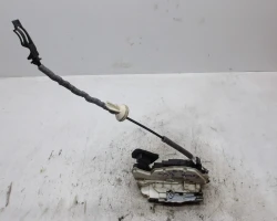 DOOR LOCK FRONT RIGHT Volkswagen Golf 2013 VII 1.4 TSI 5k1837016d