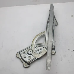 MECCANISMO ALZA VETRO ANTERIORE DESTRA Renault MEGANE III  2010 1.5 DCI 807203154R 807301396R