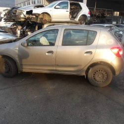 AUTO PER PEZZI Dacia Sandero 2013 0.9 TCE