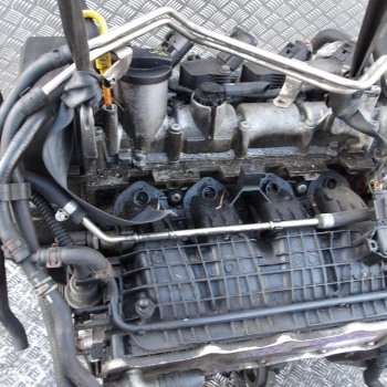 MOTORE COMPLETO Volkswagen Golf 2013 VII 1.4 TSI CXSA 04E100033S