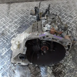 MENJALNIK Toyota Yaris 2007 1.3 3030052420