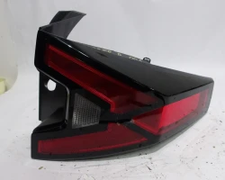 FARO POSTERIORE DESTRO Dacia DUSTER 2025 1.2 4X4 265505416r