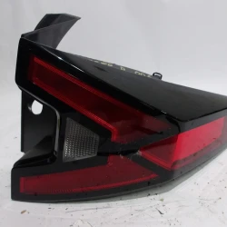 STOP LUČ DESNA Dacia DUSTER 2025 1.2 4X4 265505416r STOP LUČ DESNA Dacia DUSTER 2025 1.2 4X4 265505416r