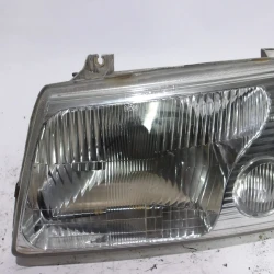 HEADLIGHT LEFT Hyundai Galloper 2000 2.5 TDI