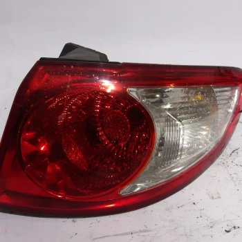 TAIL LIGHT RIGHT Hyundai Santafe 2006 2.2 CRDI 4WD 924022B020