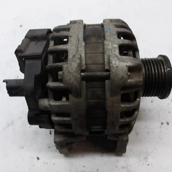 ALTERNATORE Dacia Sandero 2013 0.9 TCE 231005079r